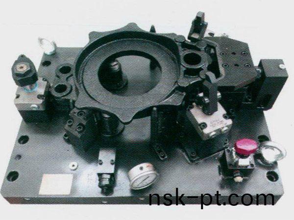 製動器(qi)底闆液(ye)壓(ya)裌(jia)具(ju)